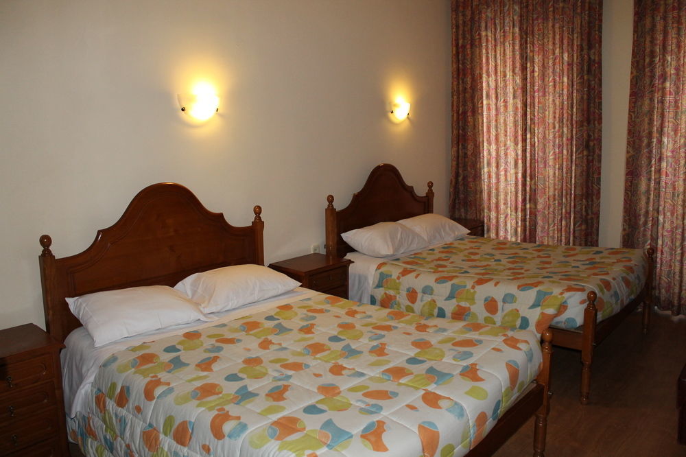 Guest House Henrique VIII OOporto Exterior foto