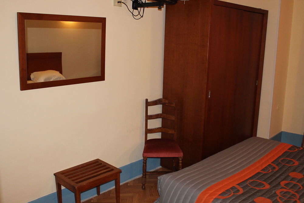 Guest House Henrique VIII OOporto Exterior foto