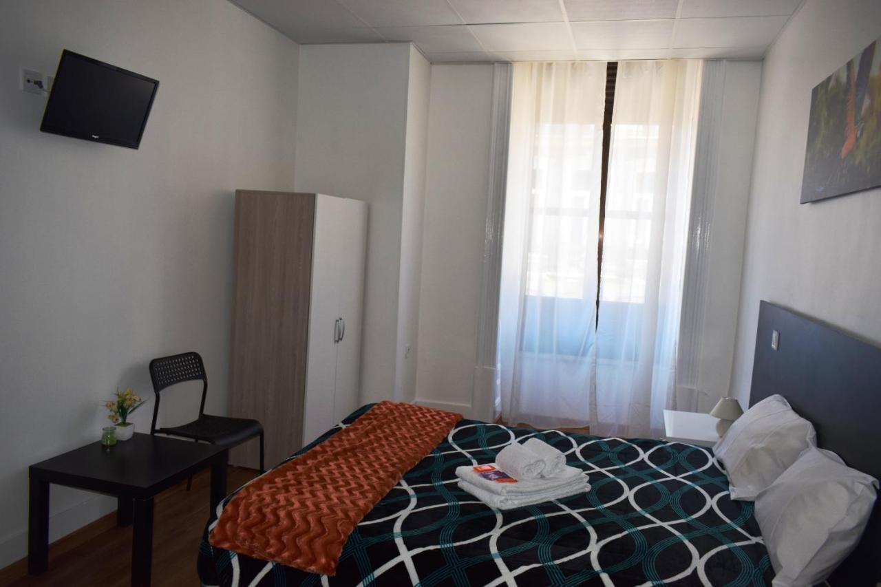 Guest House Henrique VIII OOporto Exterior foto